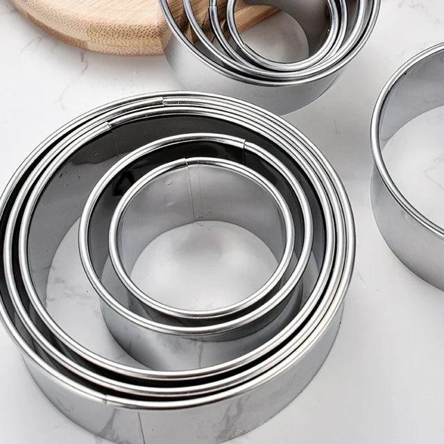 Round Stainless Steel Biscuit Cutter
