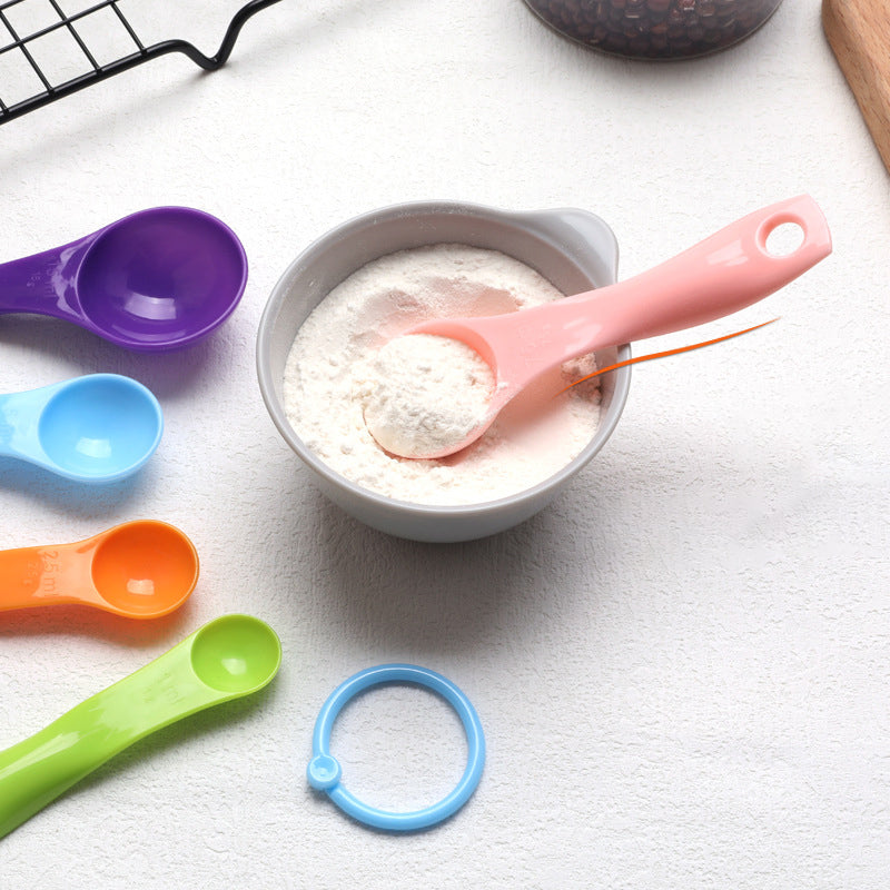 Set of 5 Plastic Measuring Spoons