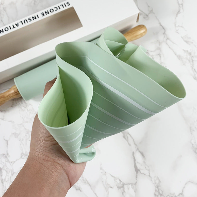 2-Piece Rolling Pin and Pastry Mat Set
