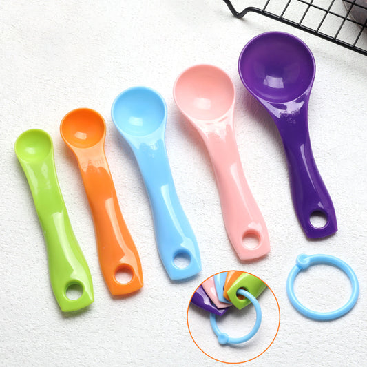 Set of 5 Plastic Measuring Spoons